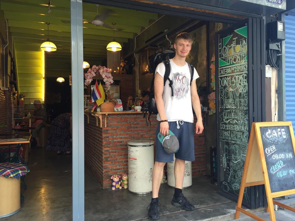 Hometown Hostel Samut Songkhram Luaran gambar