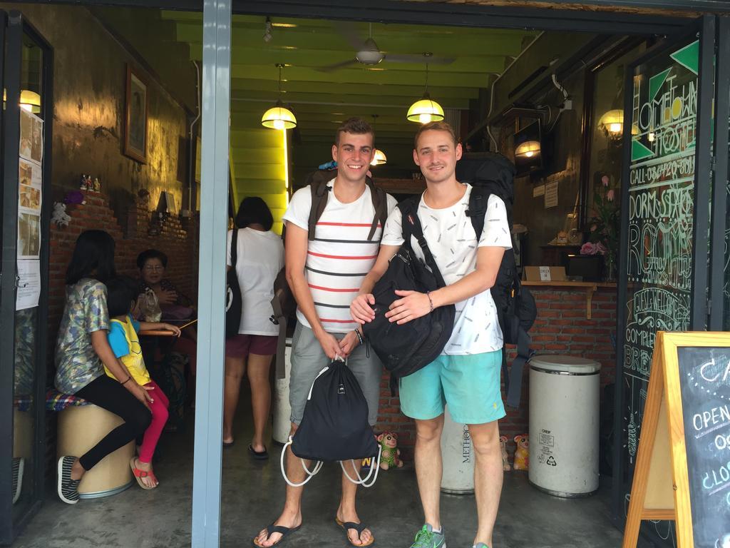 Hometown Hostel Samut Songkhram Luaran gambar