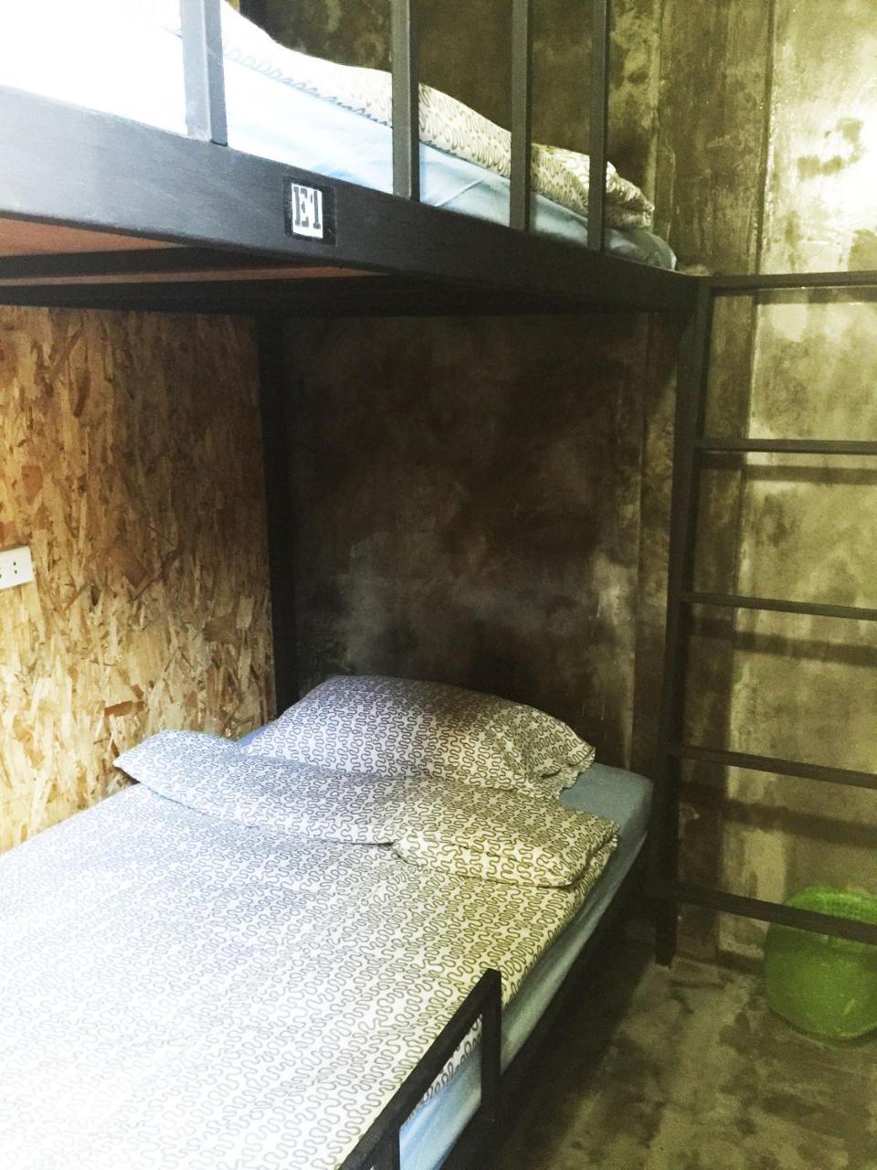 Hometown Hostel Samut Songkhram Luaran gambar