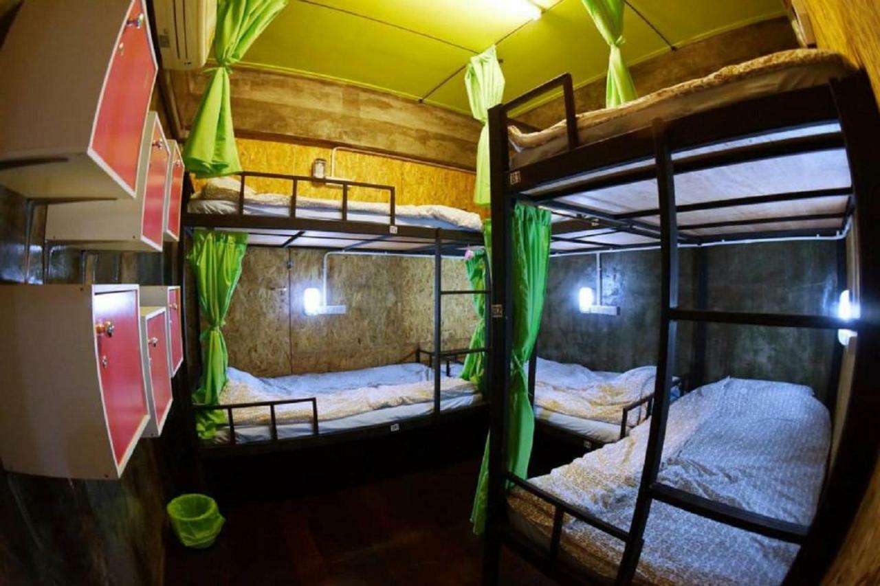 Hometown Hostel Samut Songkhram Luaran gambar