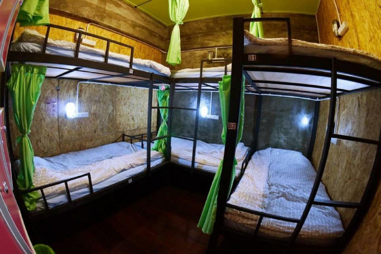Hometown Hostel Samut Songkhram Luaran gambar